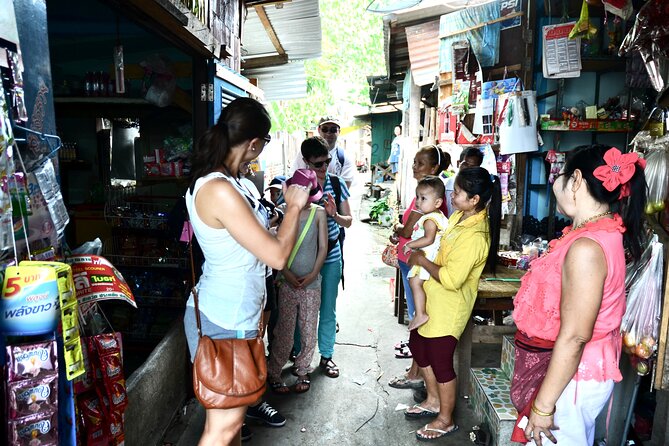 Rickshaw & Hike the Colors of Bangkok Jungle - Exploring Klong Toey Market