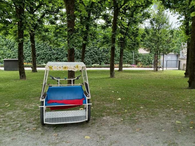 Rickshaw Tour Salzburg: Old Town, Mirabell, Hellbrunn - Accessibility and Cancellation