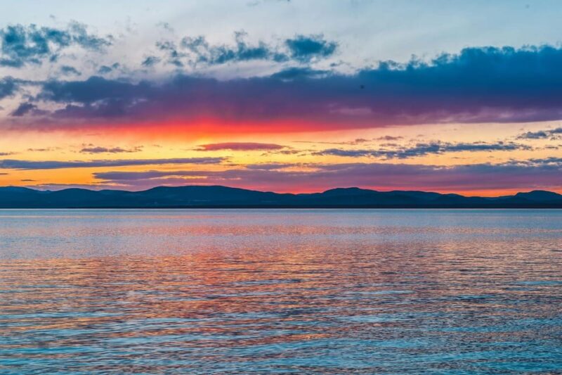 Ride a Motorboat Into the Sunset & Enjoy a Picnic - Pricing and Reservation