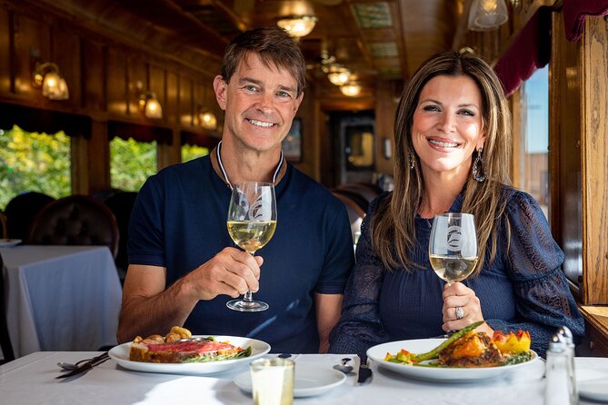 Ride the First Class Lunch Train Through the Royal Gorge! - Meal and Beverage Options
