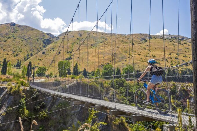 Ride to Riches: Arrowtown to Queenstown With Shuttle - Recap
