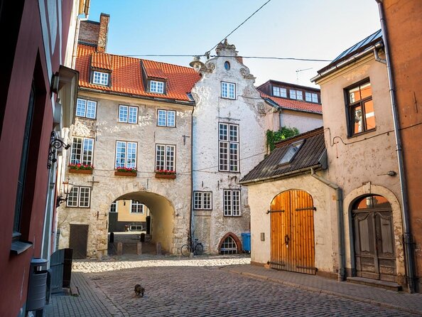 Riga Ghost Tour & Balsam Tasting - Quick Points