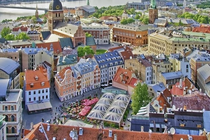 Riga Medieval Combined Walking/Transportation Guided Tour - Positive Traveler Feedback
