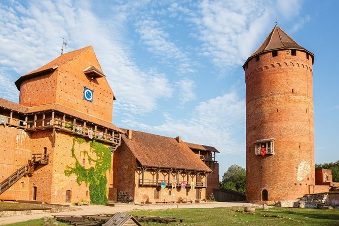 Riga to Tallinn - Sightseeing Transfer - Traveler Feedback Overview