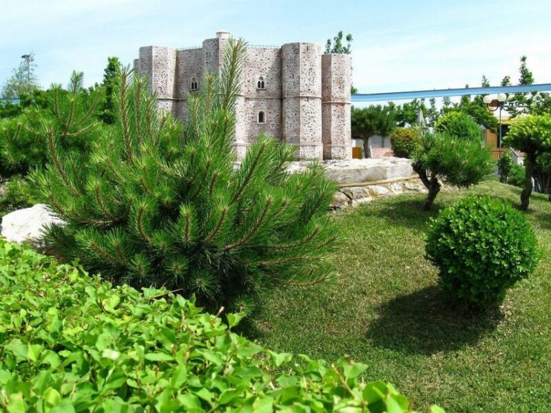 Rimini: Italy in Miniature Entry Ticket - Dining Options at the Park