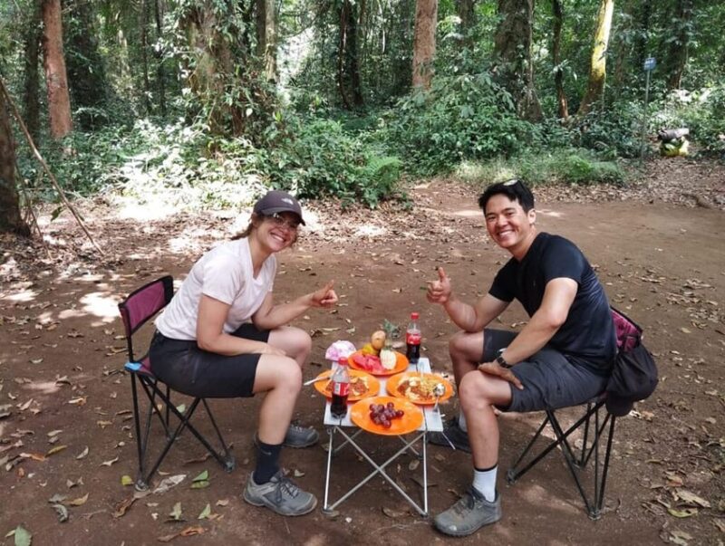 Rinjani 2-Day Deluxe Package: Senaru Crater Rim Adventure - Meals and Refreshments