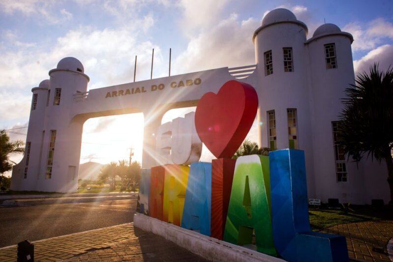 Rio: Arraial Do Cabo Trip With Boat Tour With Lunch - Key Highlights