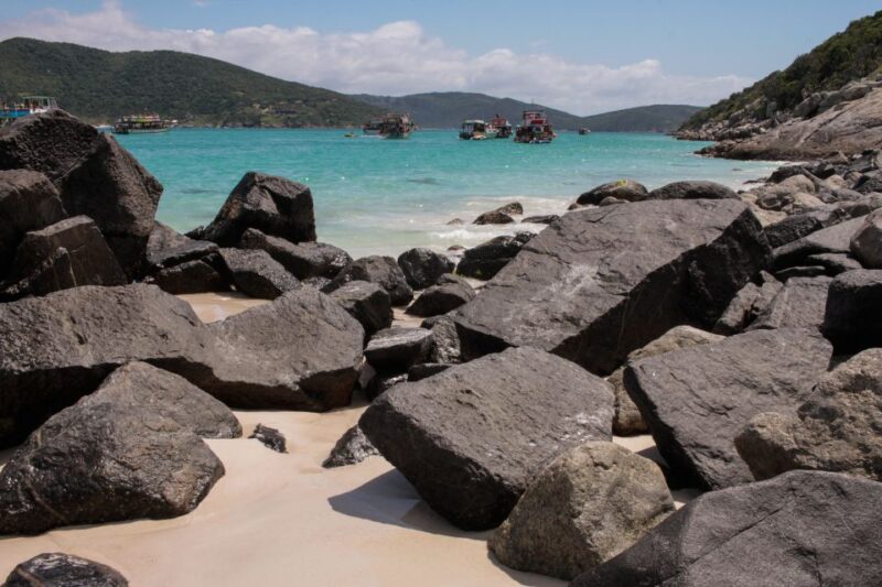 Rio: Arraial Do Cabo Trip With Boat Tour With Lunch - Inclusions