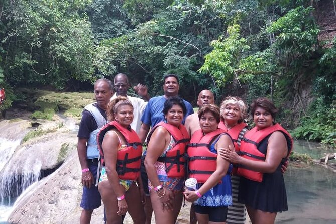 Rio Bueno River Tubing Jamaica - Pickup and Meeting Information