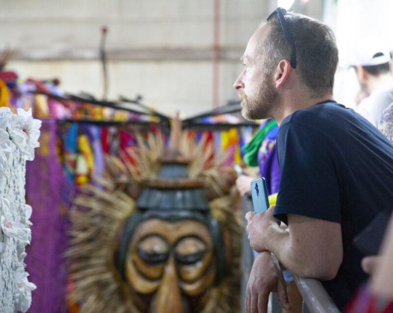 Rio: Carnival Backstage Tour at Samba City With Cocktail - Backstage Access and Guide