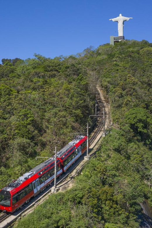 Rio: Christ the Redeemer, Sugarloaf Mountain, Lunch at a Steakhouse - Included in the Tour