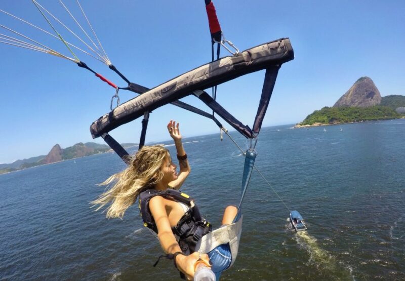 Rio De Janeiro: 2-Hour Boat Trip With Parasailing - Highlights of the Trip