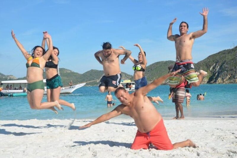 Rio De Janeiro: Catamaran Tour to Arraial Do Cabo - Pickup and Dropoff