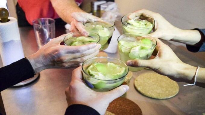 Rio De Janeiro: Drinks Class With Sunset in Ipanema - Complementary Bites