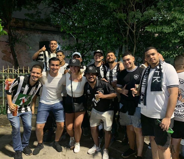 Rio De Janeiro: Enjoy a Botafogo Soccer Game With Locals - Pre-match Local Experience