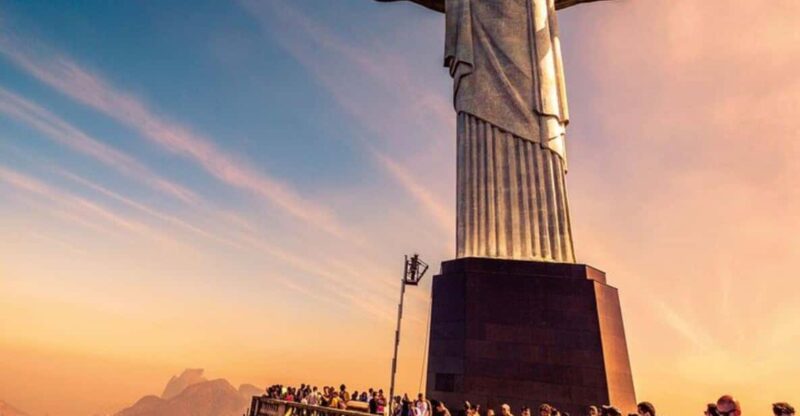 Rio De Janeiro: Full-Day Tour With Buffet Lunch & Transfers - Maracana Stadium Exploration