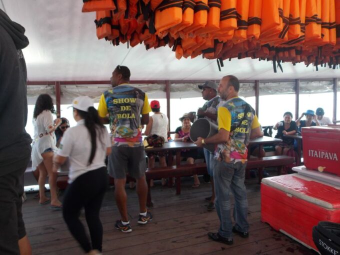 Rio De Janeiro: Ilha Grande Day Trip With Sightseeing Cruise - Scenic Beauty and Beaches