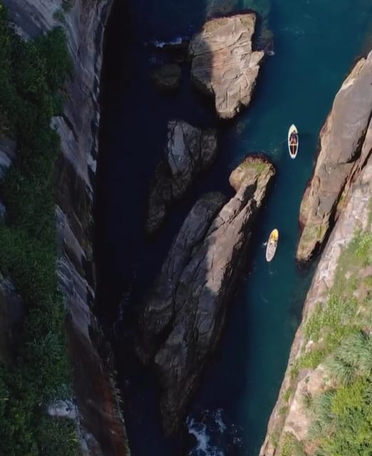 Rio De Janeiro: Incredible Boat Tour to Ilhas Tijucas - Amenities Included