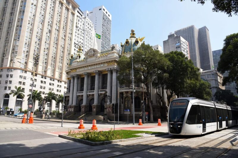 Rio De Janeiro: Lapa and Santa Teresa With Tram Ride - Traversing the Lapa Aqueduct