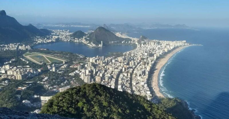 Rio De Janeiro: Morro Dois Irmãos Trail - Trail Description