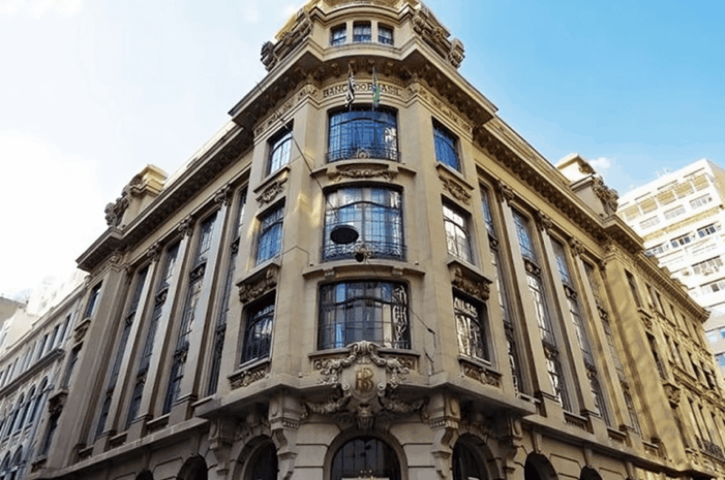 Rio De Janeiro : Must-See Sites Walking Tour With a Guide - Group Size and Cancellation Policy