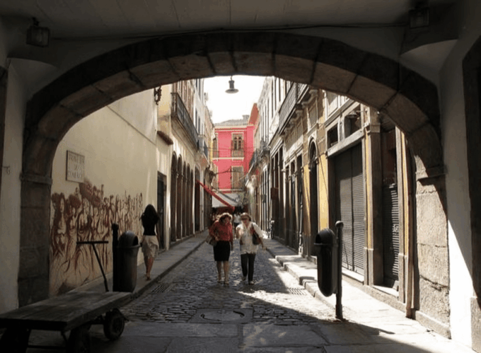 Rio De Janeiro : Must-See Sites Walking Tour With a Guide - Frequently Asked Questions