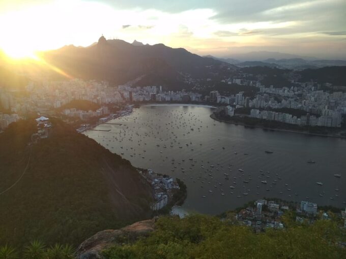 Rio De Janeiro: Private Day Tour With Lunch - Lunch and Inclusions