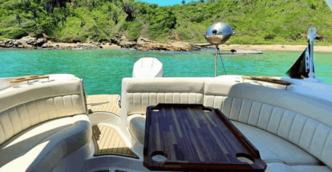 Rio De Janeiro: Private Speedboat Tour in Búzios 8 Pax - Inclusions