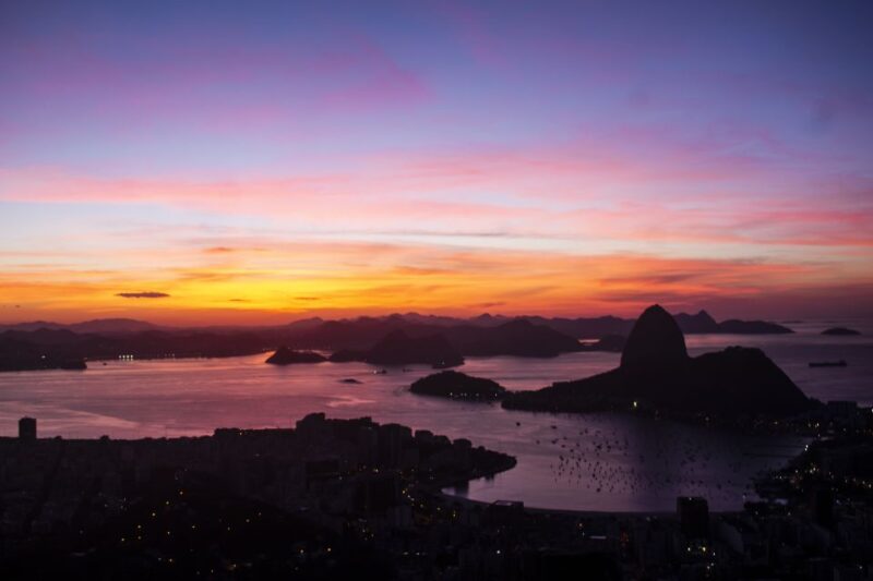 Rio De Janeiro: Private Sunrise Tour at Mirante Dona Marta - Highlights of the Tour