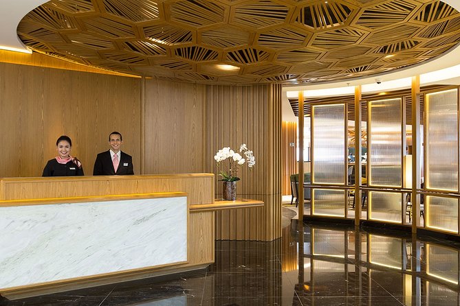 Rio De Janeiro Riogaleão - Tom Jobim International Airport Plaza Premium Lounge - Accessibility and Suitability