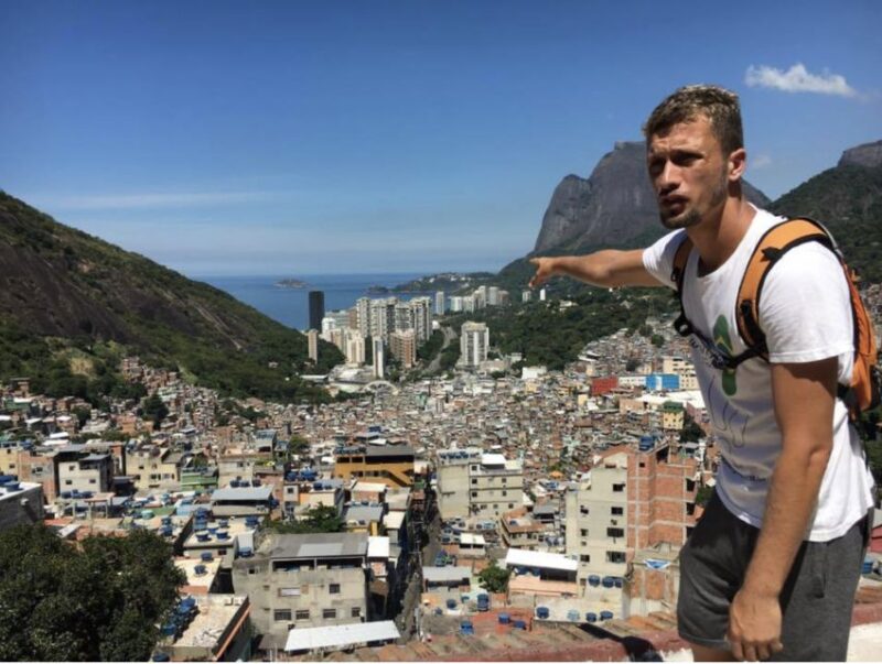 Rio De Janeiro: Rocinha Favela Walking Tour With Local Guide - Non-Intrusive and Respectful Tour