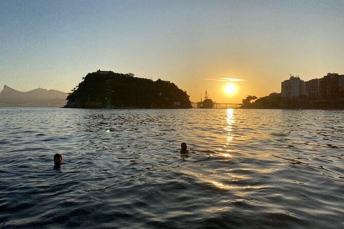 Rio De Janeiro: Speedboat Tour With Sunset and Beer! - Inclusions and Meeting Point