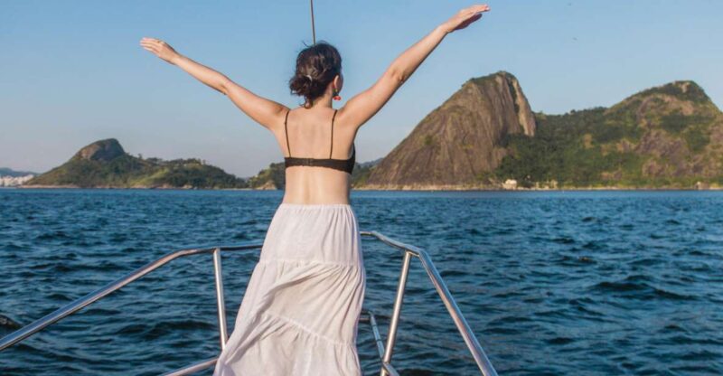 Rio De Janeiro: Unforgettable Sunset Boat Tour - Sailing Route and Landmarks
