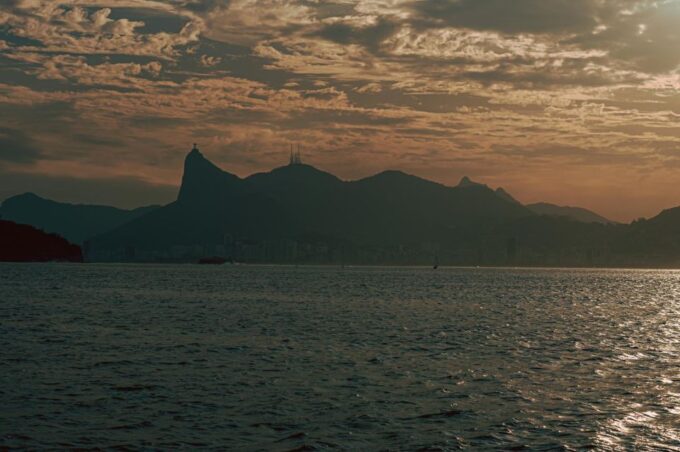 Rio De Janeiro: Unforgettable Sunset Boat Tour - Meeting Point and Directions