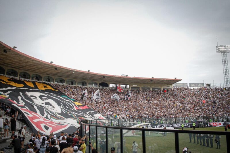 Rio De Janeiro: Vasco Da Gama Matchday Experience With Local - Neighborhood Exploration and Celebration