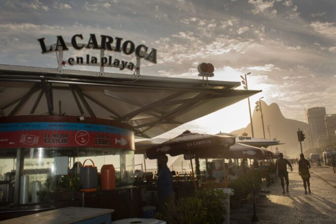 Rio De Janeiro: Waterfront Dinner & Live Music Experience - Mané Menu