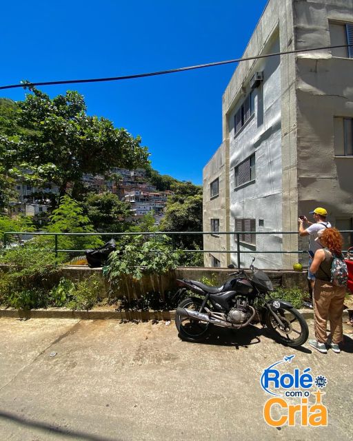 Rio: Favela Tour + Hiking in Babilônia and Chapéu Mangueira - Local Cuisine and Drinks