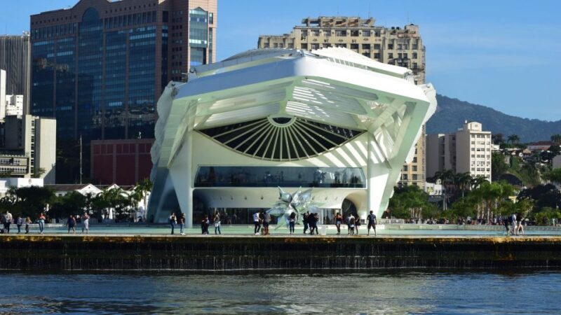 Rio: Guanabara Bay Boat Trip by Catamaran With Audio Guide - Key Points