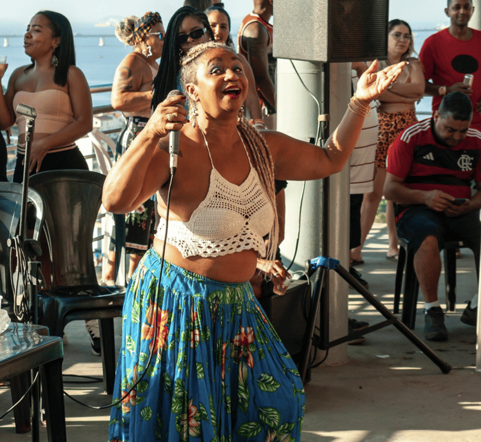 Rio: Live Samba & Feijoada in Rio's First Favela - Savor Traditional Brazilian Feijoada