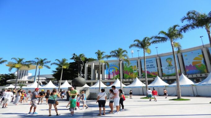 Rio: Maracana Stadium Guided Tour - Stepping Onto the Field