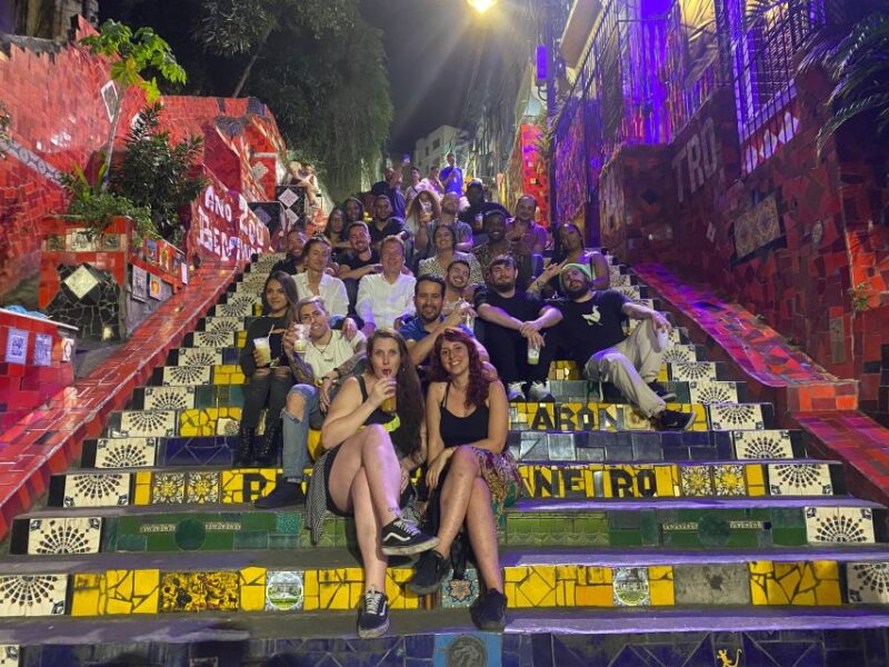 Rio: Pub Crawl in Lapa With Cachaça Tasting and Live Samba - Pub Crawl With Cachaca Tasting