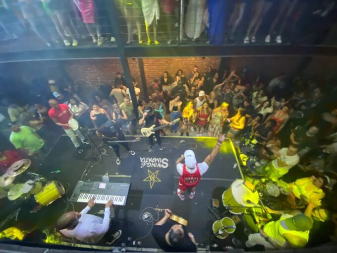 Rio: Pub Crawl in Lapa With Cachaça Tasting and Live Samba - Frequently Asked Questions