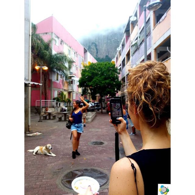 Rio: Rocinha Favela Guided Walking Tour With Local Guide - Transportation and Meeting Logistics