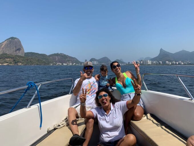 Rio: Speedboat Tour With Panoramic Photo and Diving Stops - Tour Highlights and Activities