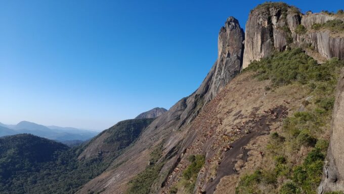 Rio: Three Peaks State Park Guided Hike With Transfer - Clothing and Gear