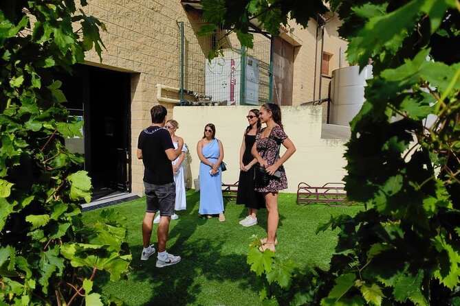 Rioja Boutique Wineries Tour With Lunch, SS - Pickup and Meeting Points