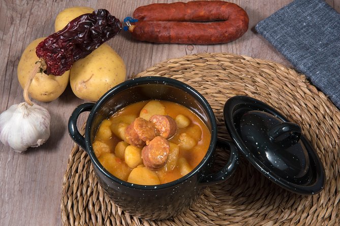 Rioja Wine Tour: Winery, Tasting & Lunch From San Sebastian - Traditional Lunch and Wine Tasting