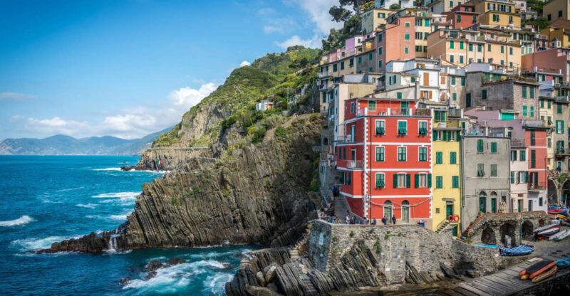 Riomaggiore: Vineyard & Wine Cellar Tour With Wine Tasting - Location & Meeting Point