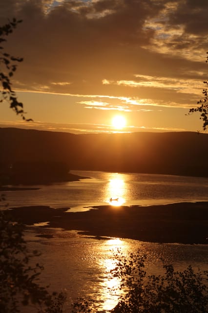 River Boat Trip on Tenojoki - Experience Highlights