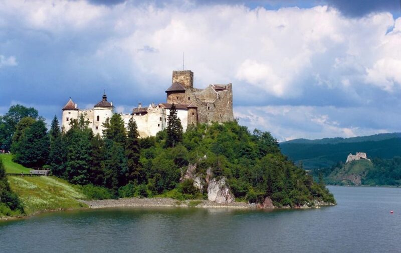 River Dunajec Cruise on Wooden Rafts With Guide - Key Points